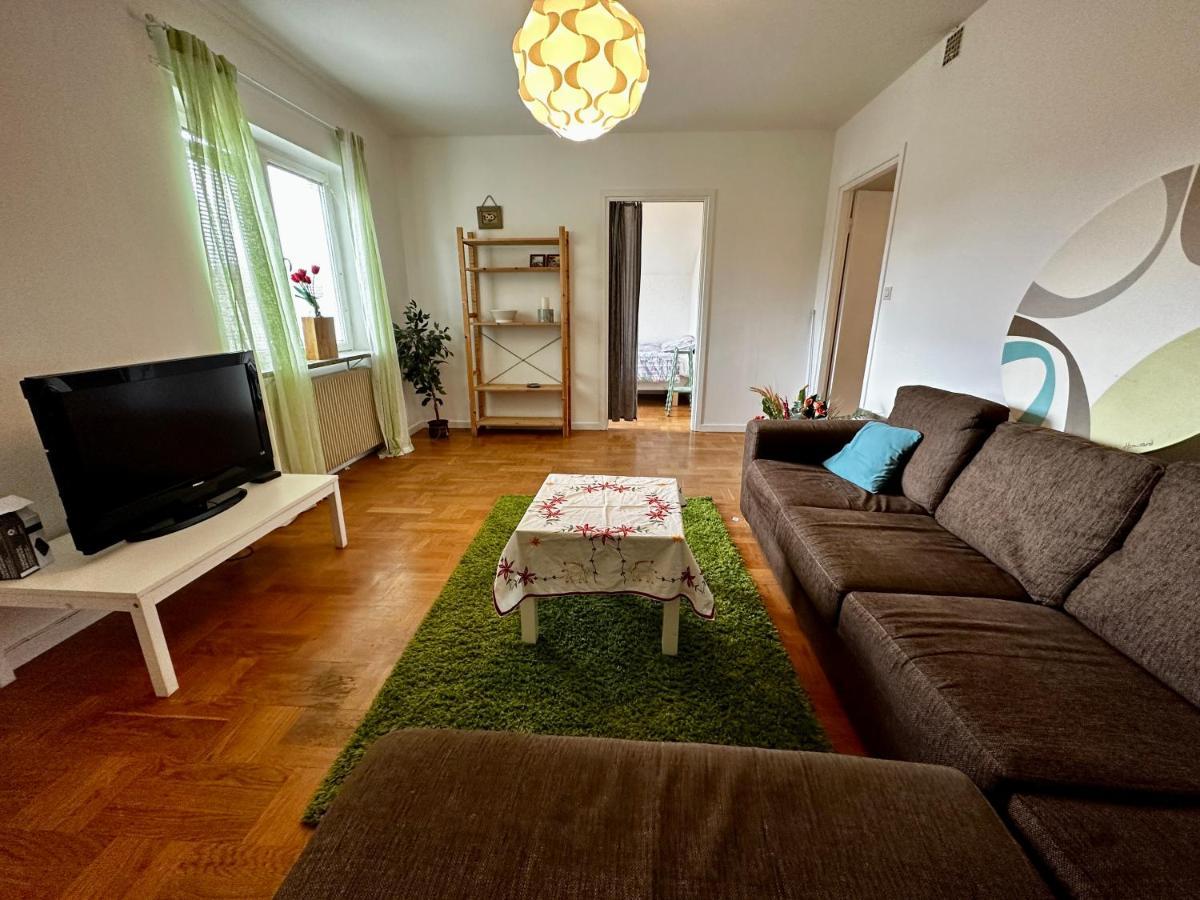 Ljungaverk Takvaning Med Ekgolv Och Badkar Naera Aelven Exterior photo